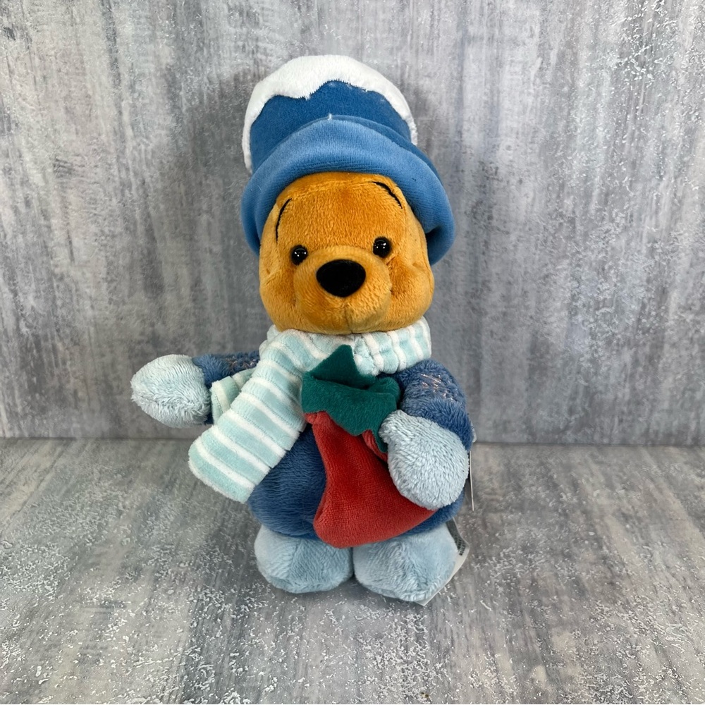 Winnie the Pooh  Snowflake Old  8"  Plush  Disney Bean Bag Christmas Holiday
